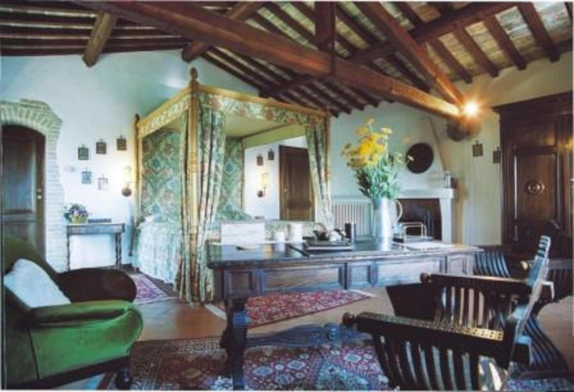 Sassi Bianchi Guest House Sensano Exterior photo
